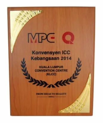 appreciation_trophies_for_staff_clients_whats_popular_in_2026_image_4