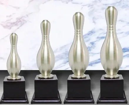 bowling_award_ideas_from_plastic_trophies_to_crystal_pins_malaysia_edition_image_4